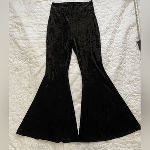 Turquoise Haven Women's Black Faux Velvet Pants - Medium - Elastic 28"-30" Waist